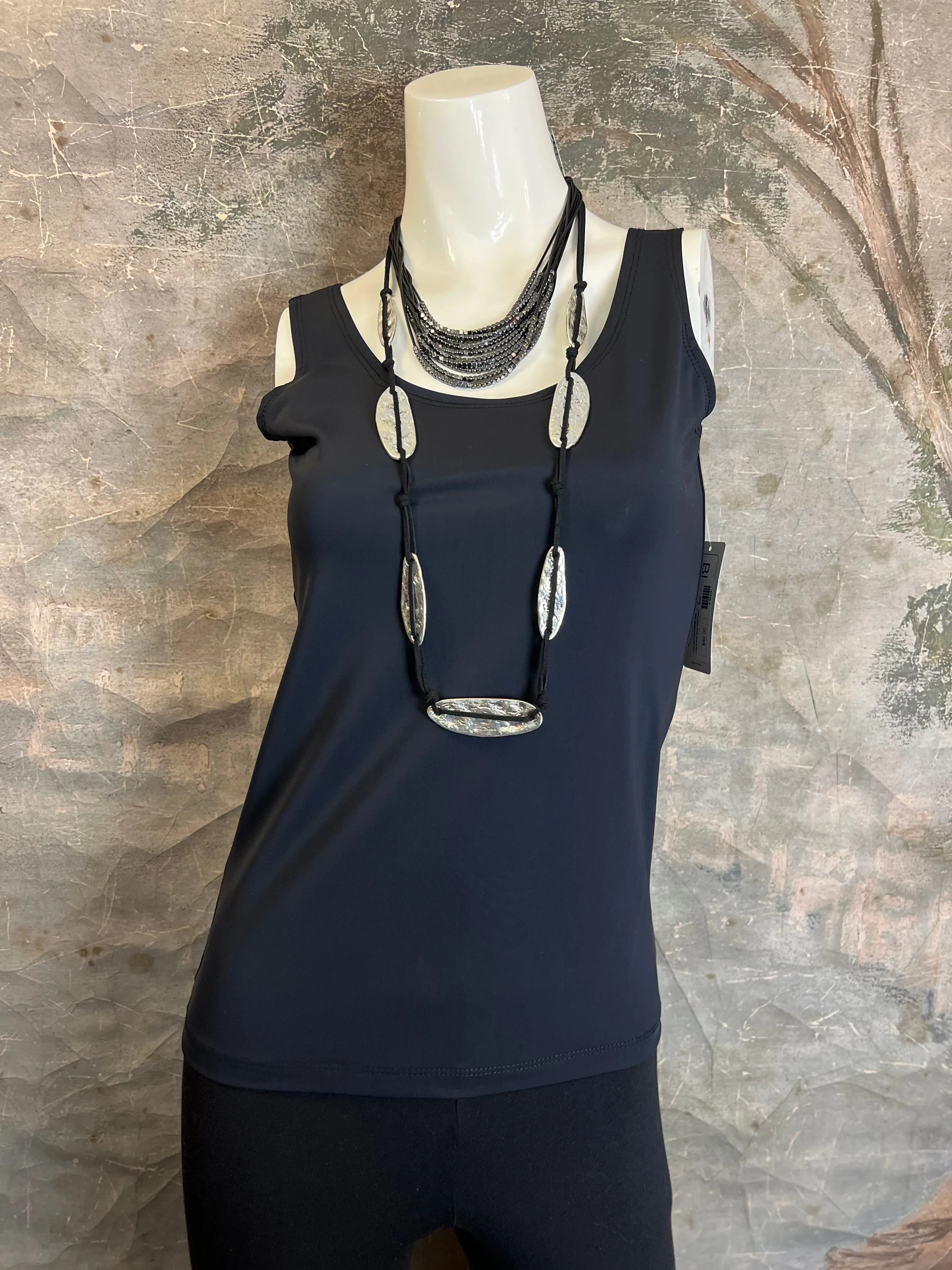 1704 Multi Neck Shell Tank-Black