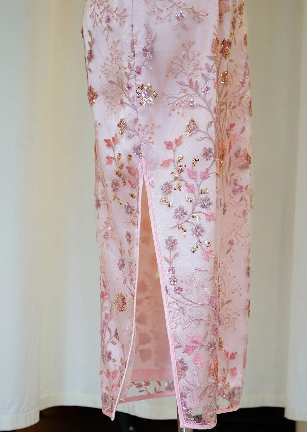 Fairy Bells Sleeveless Qipao (Light Pink)