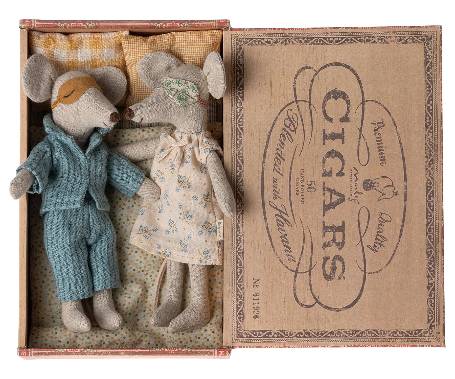 Maileg Mum & Dad Mice in Cigar Box