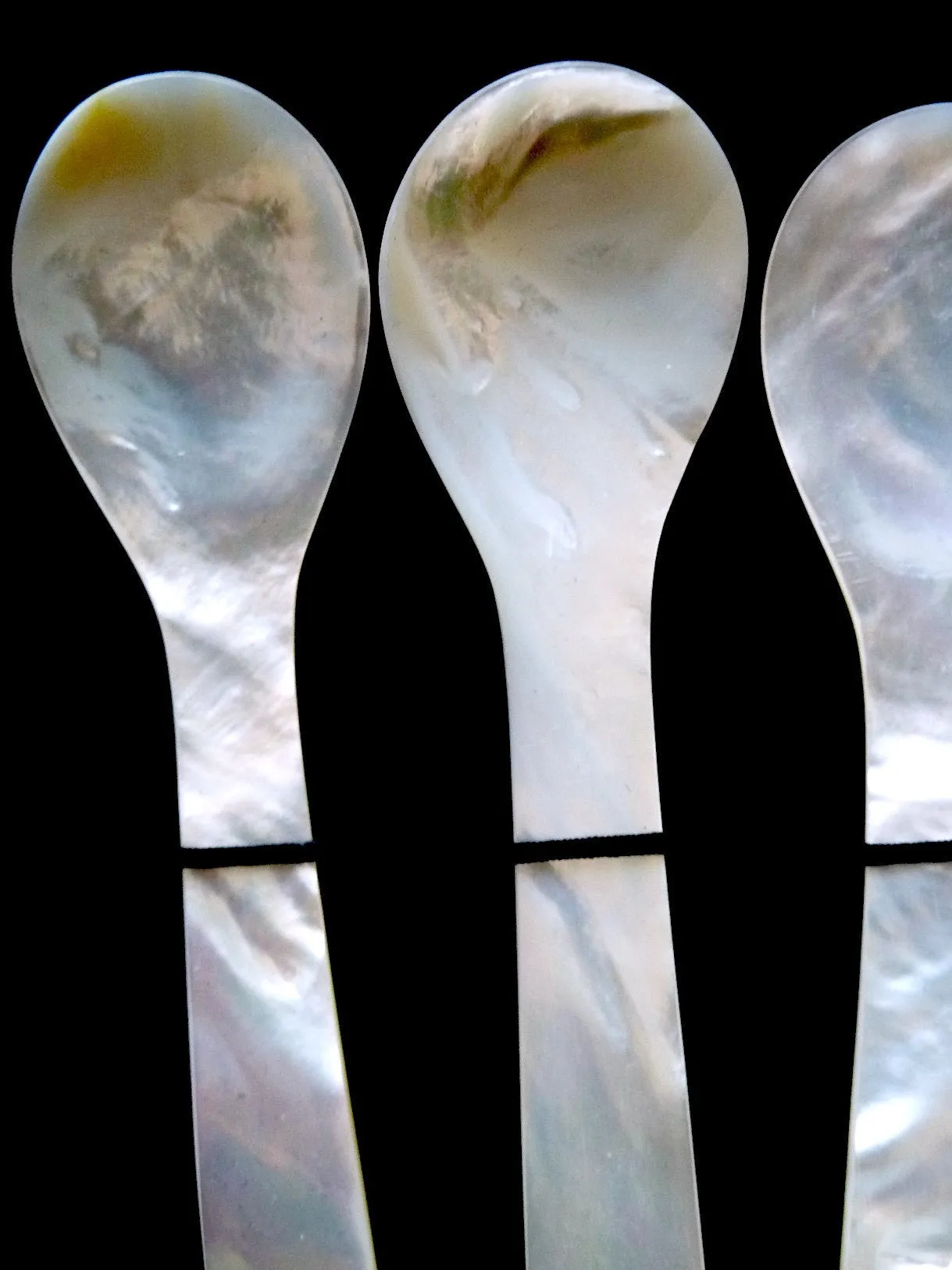 Mother Of Pearl Spoons Set Of 4 In Silk Box